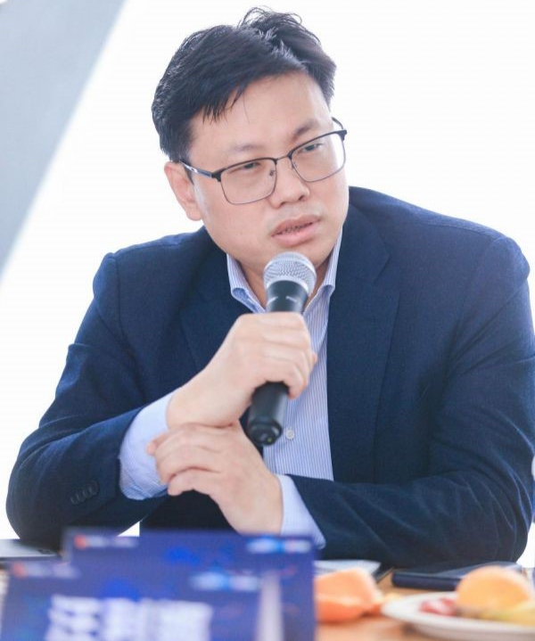 李志能 国务院发展研究中心跨国公司研究室主任 