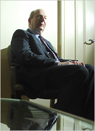 巴菲特大幅减持耐克股票的原因:内部人事变动