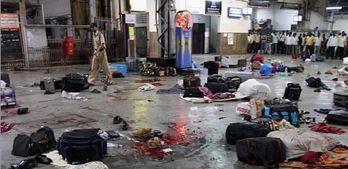印度孟买恐怖袭击事件现场图集_今日世界图说