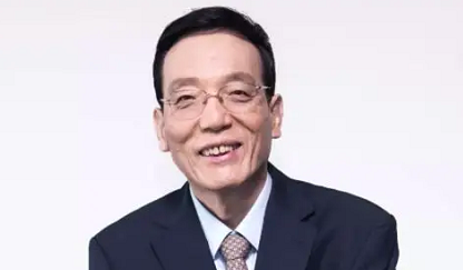 刘世锦<br>全国政协经济委员会副主任、 国务院发展研究中心原副主任